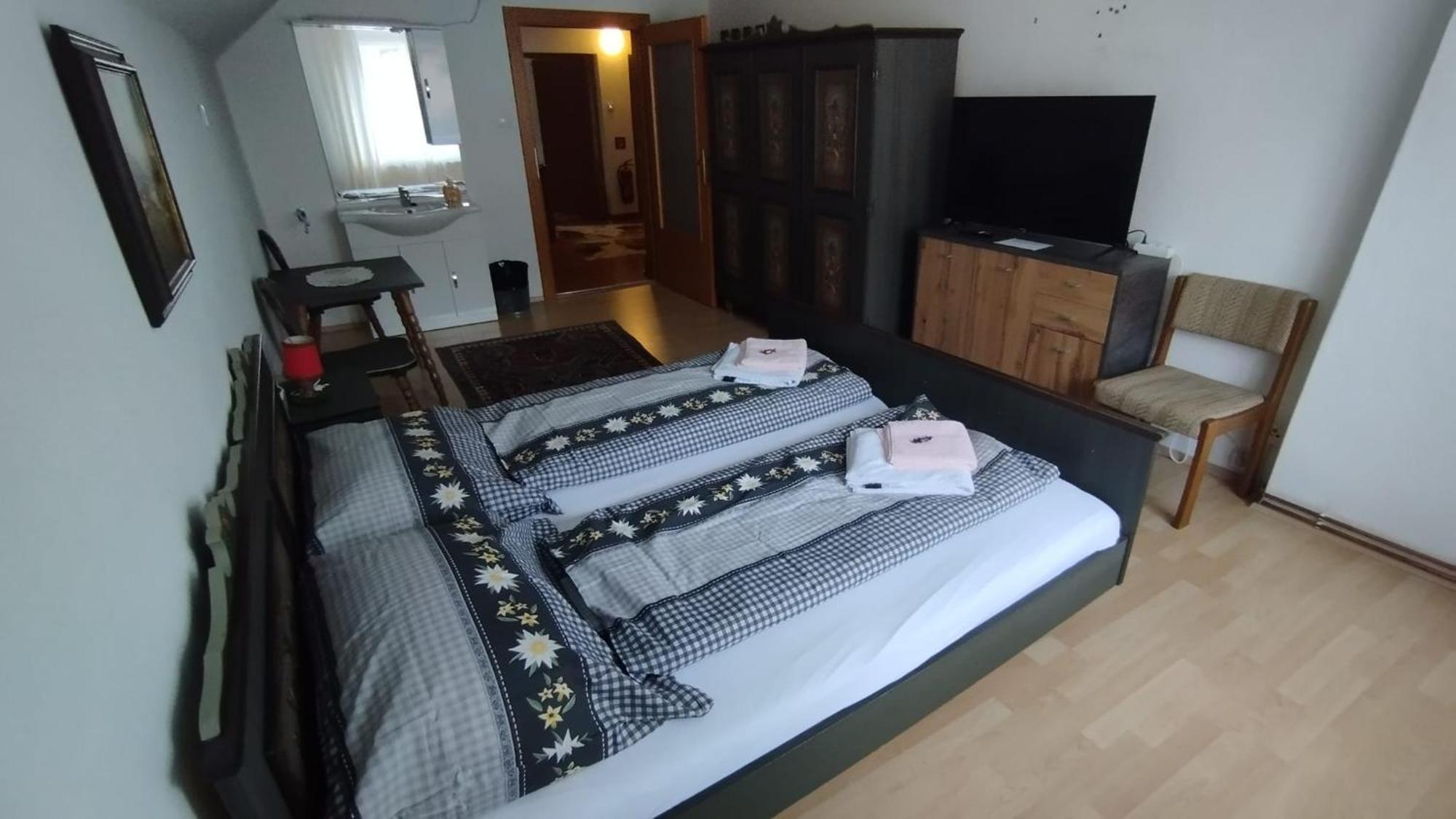 Steinadler Apartman Dog-Friendly, Quiet, Garden House With Private Parking And Beautiful Views Murau Exterior foto